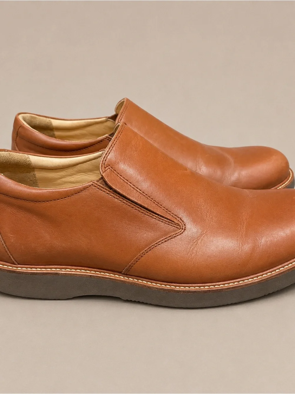 Samuel Hubbard Frequent Traveler Men’s Whiskey Leather Slip-On Shoes 10 XW